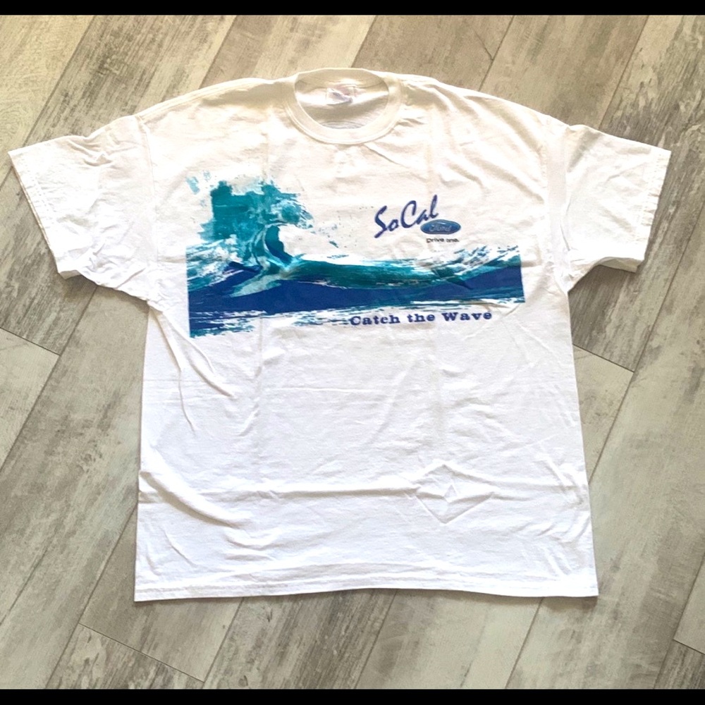 Vintage So cal Ford Catch The Wave White short sleeve T-shirt Y2K size XL